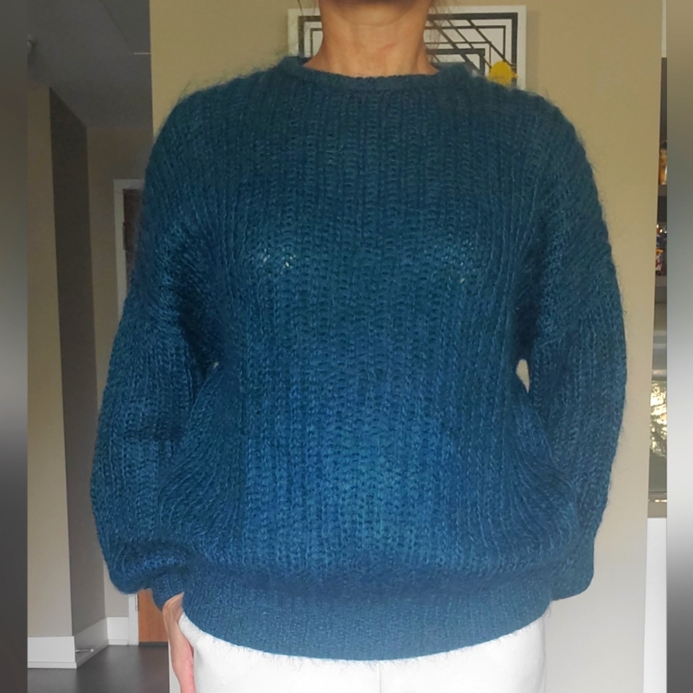 👑 HOST PICK 👑 Handmade Blue Knitted Sweater
